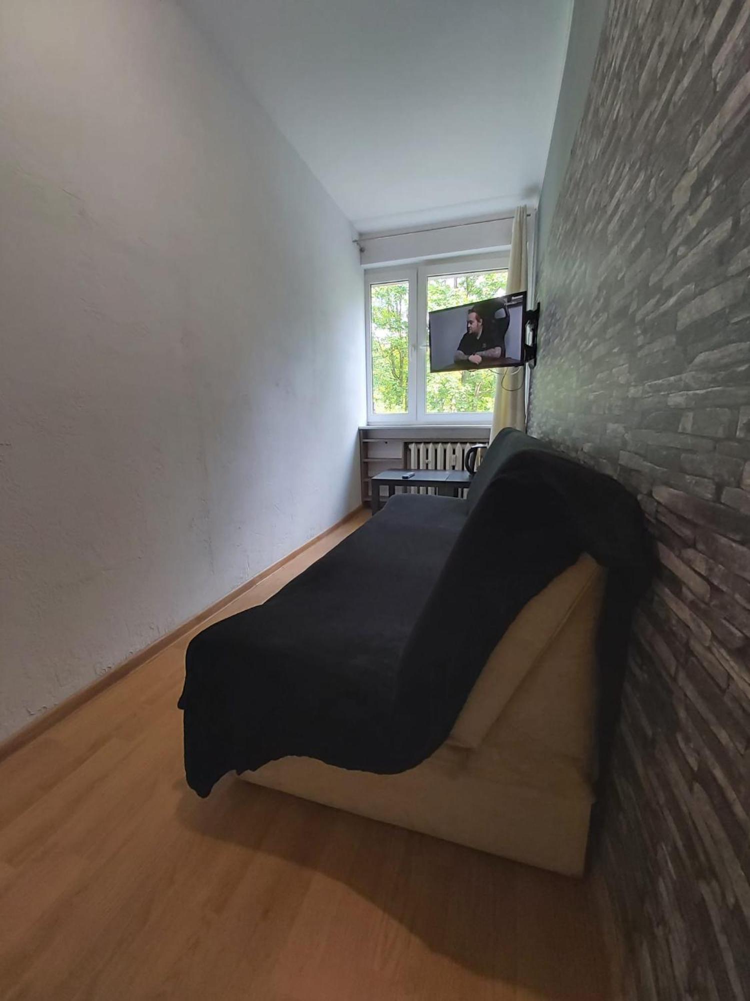 2050 Zwyciestwa 23 - Tanie Pokoje - Samodzielne Zameldowanie - Self Check In Poznań Exterior foto